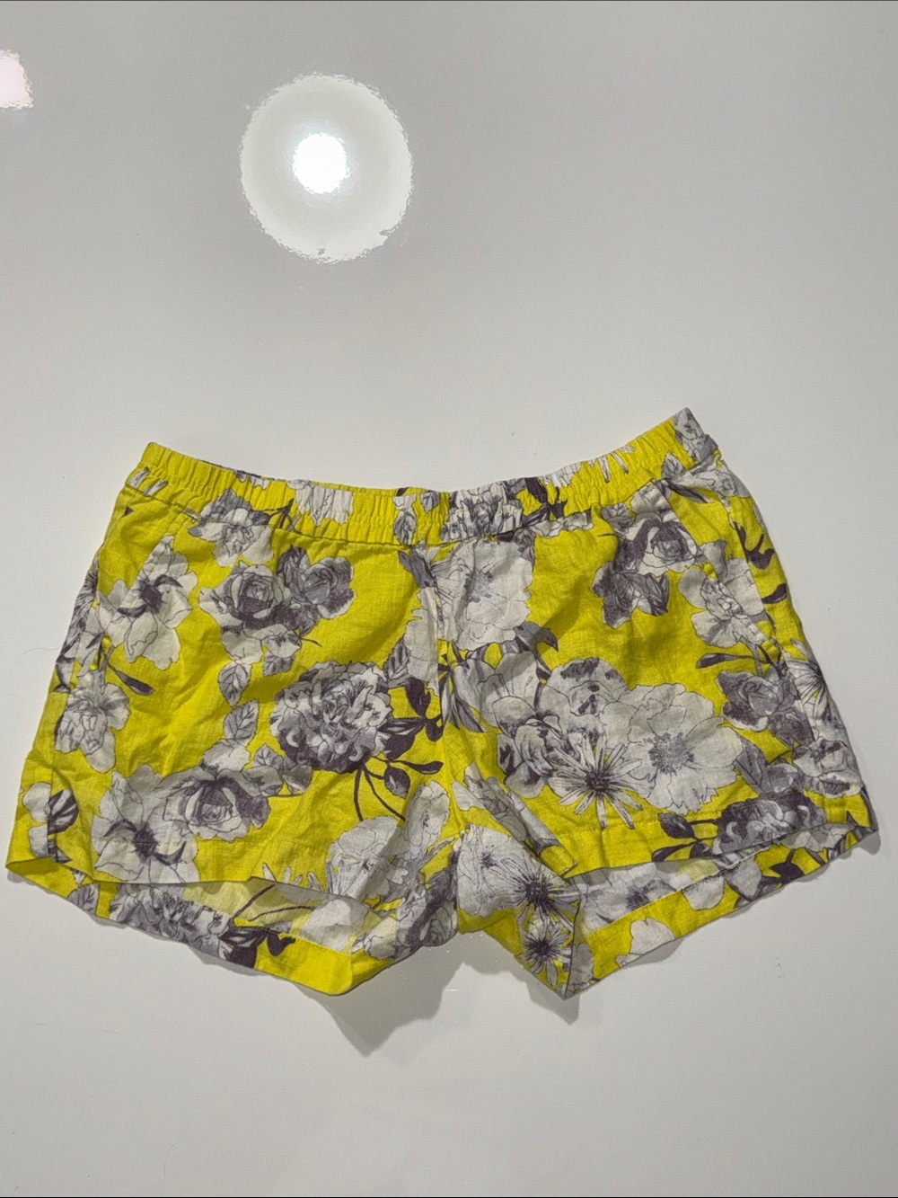 Kut from the Kloth Yellow Floral Elastic-Waist Shorts Size 12